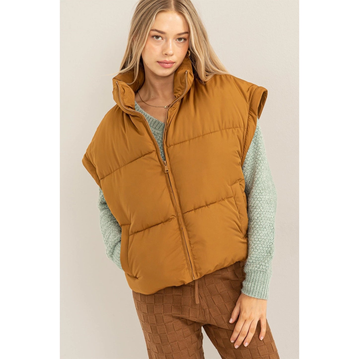 Pale Brown Detachable Sleeve Puffer Jacket